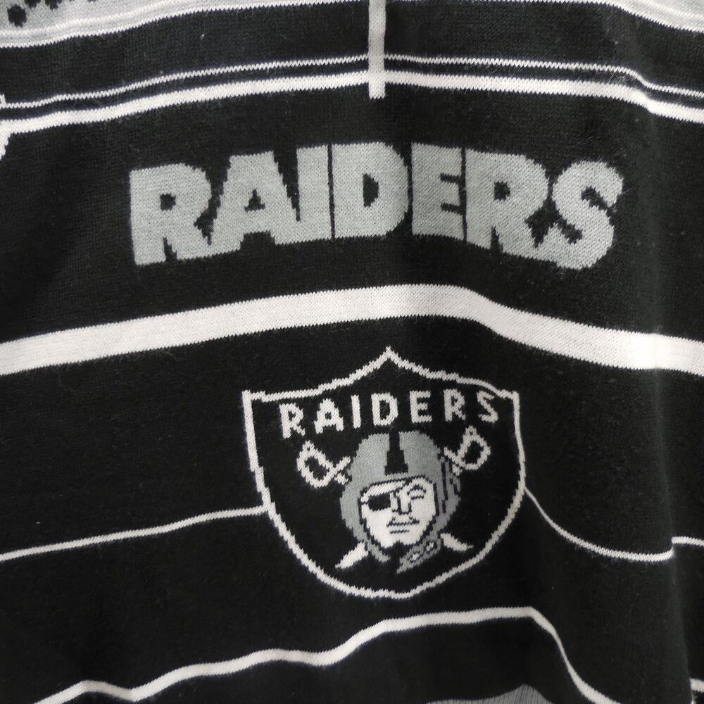 Las Vegas Raiders Christmas Sweater XL Gray‎ Light Up Ugly Sweater NFL Licensed